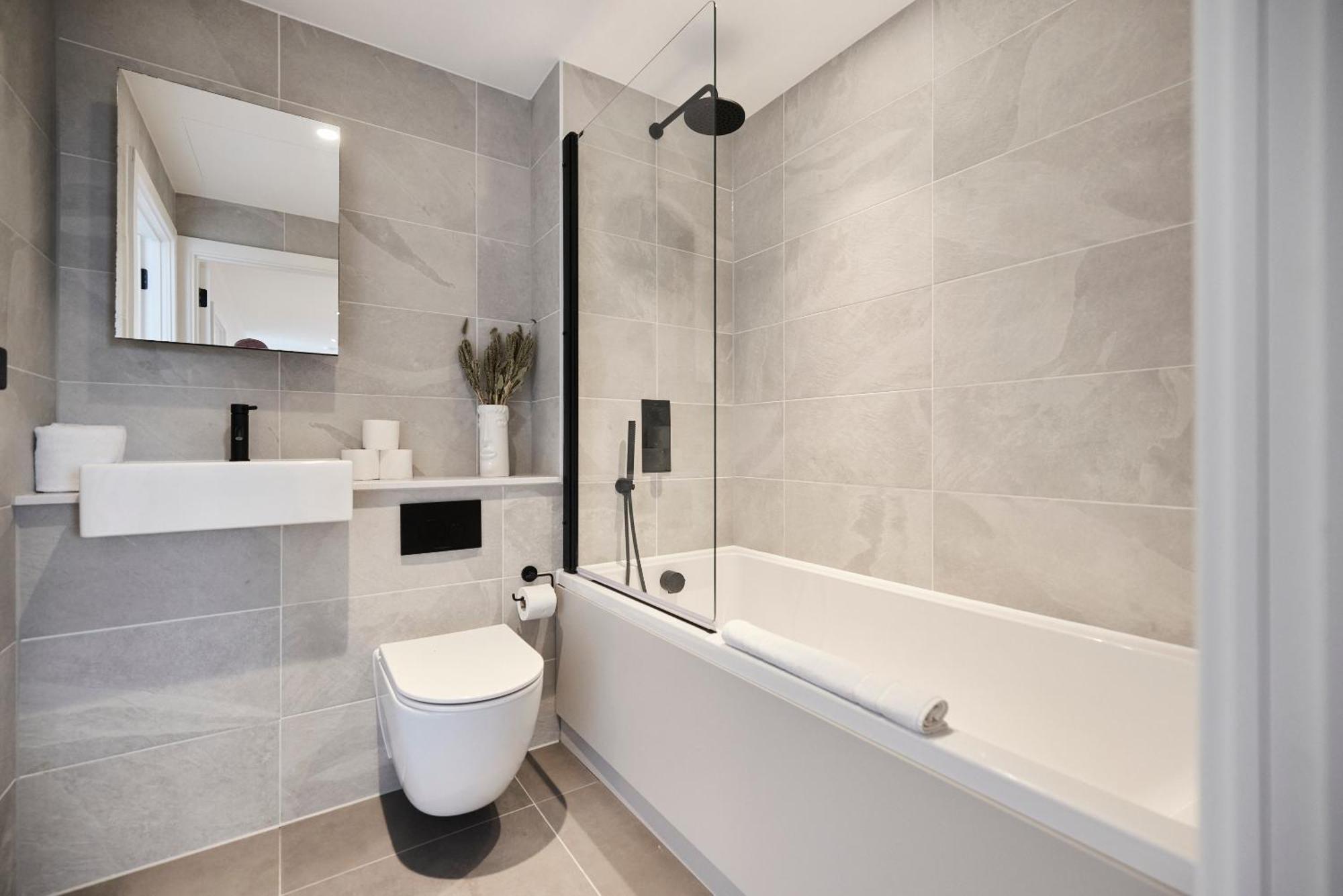 Apartment The Tottenham Classic - Charming 2bdr Flat With Balcony