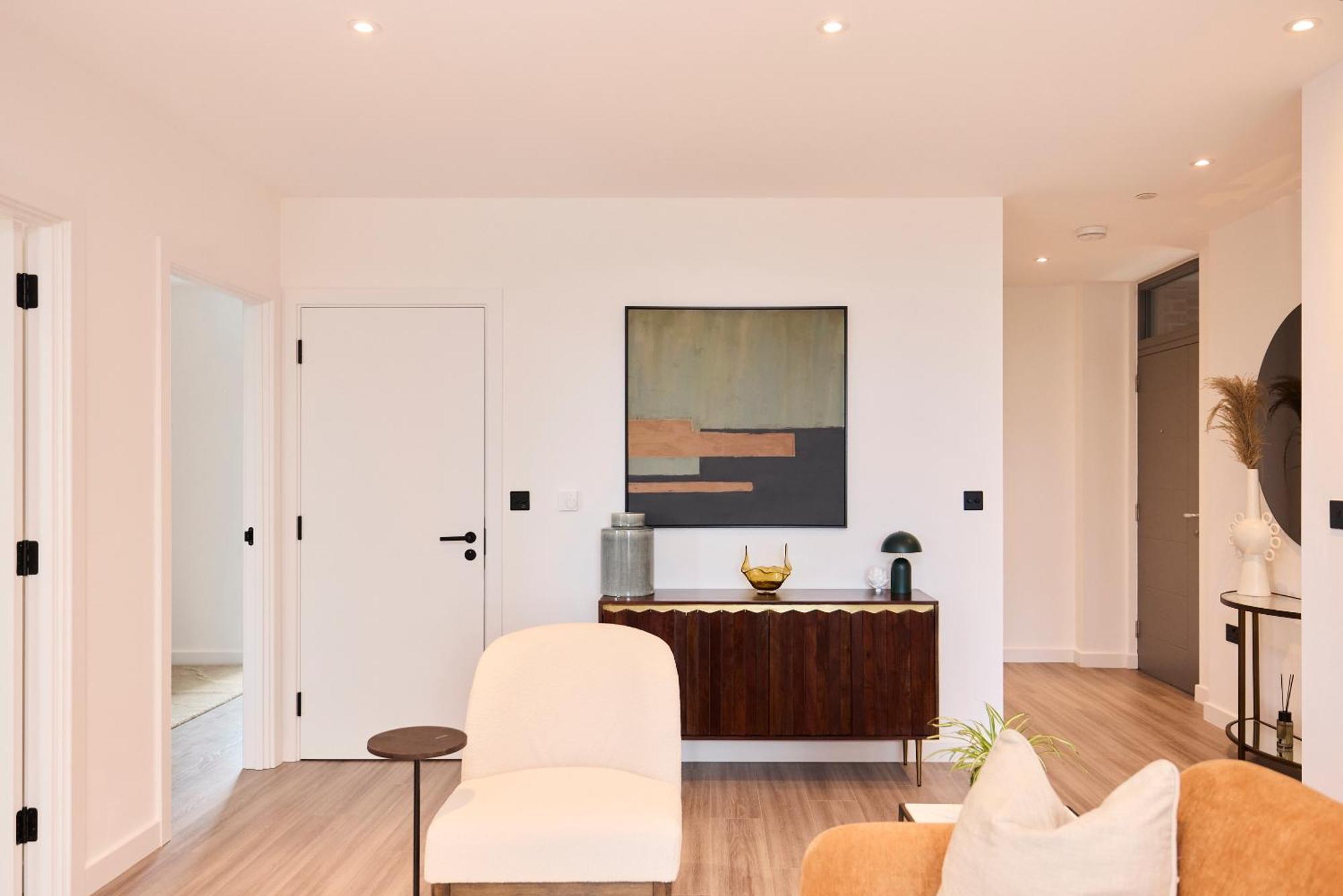 The Tottenham Classic - Charming 2bdr Flat With Balcony *